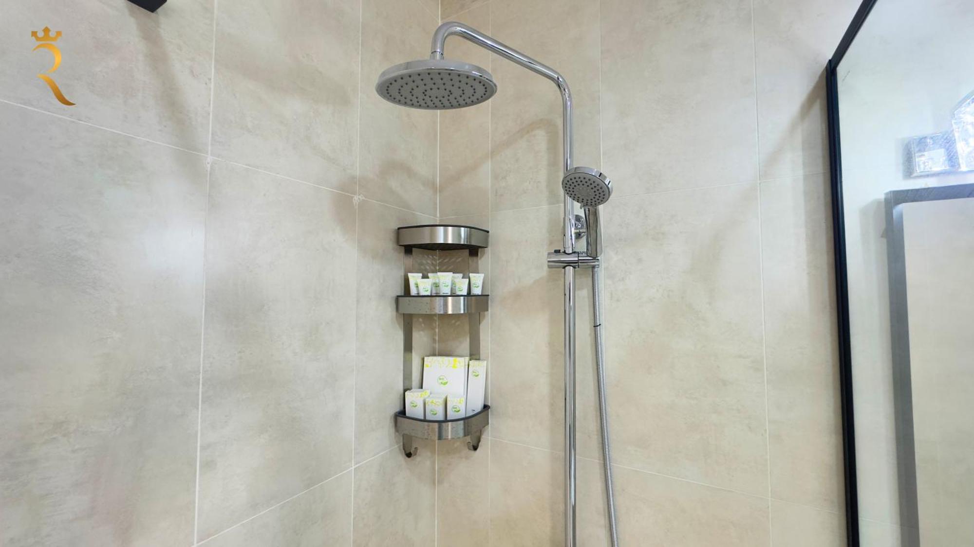 Elegant In Al Danah Perfect For Relaxation