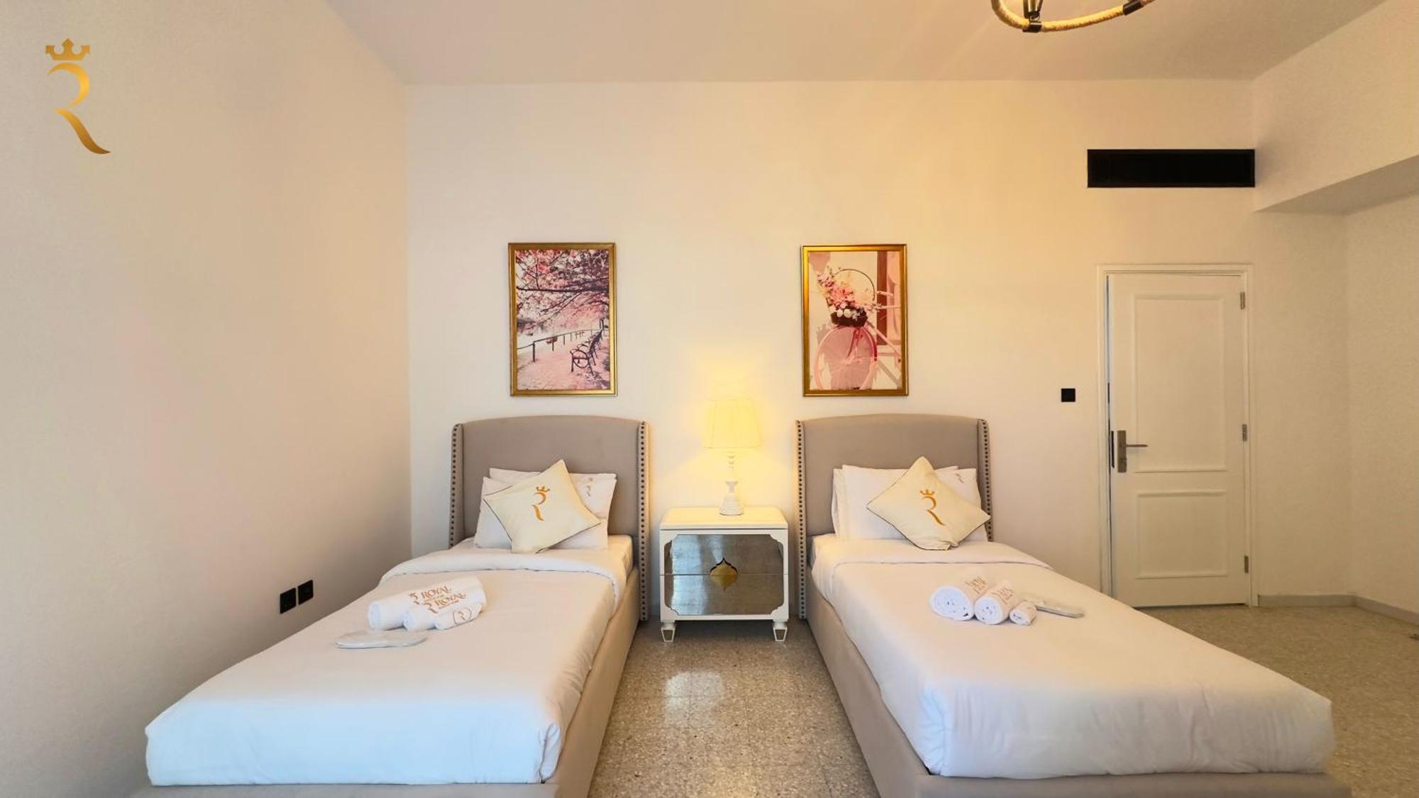 Elegant In Al Danah Perfect For Relaxation Apartment