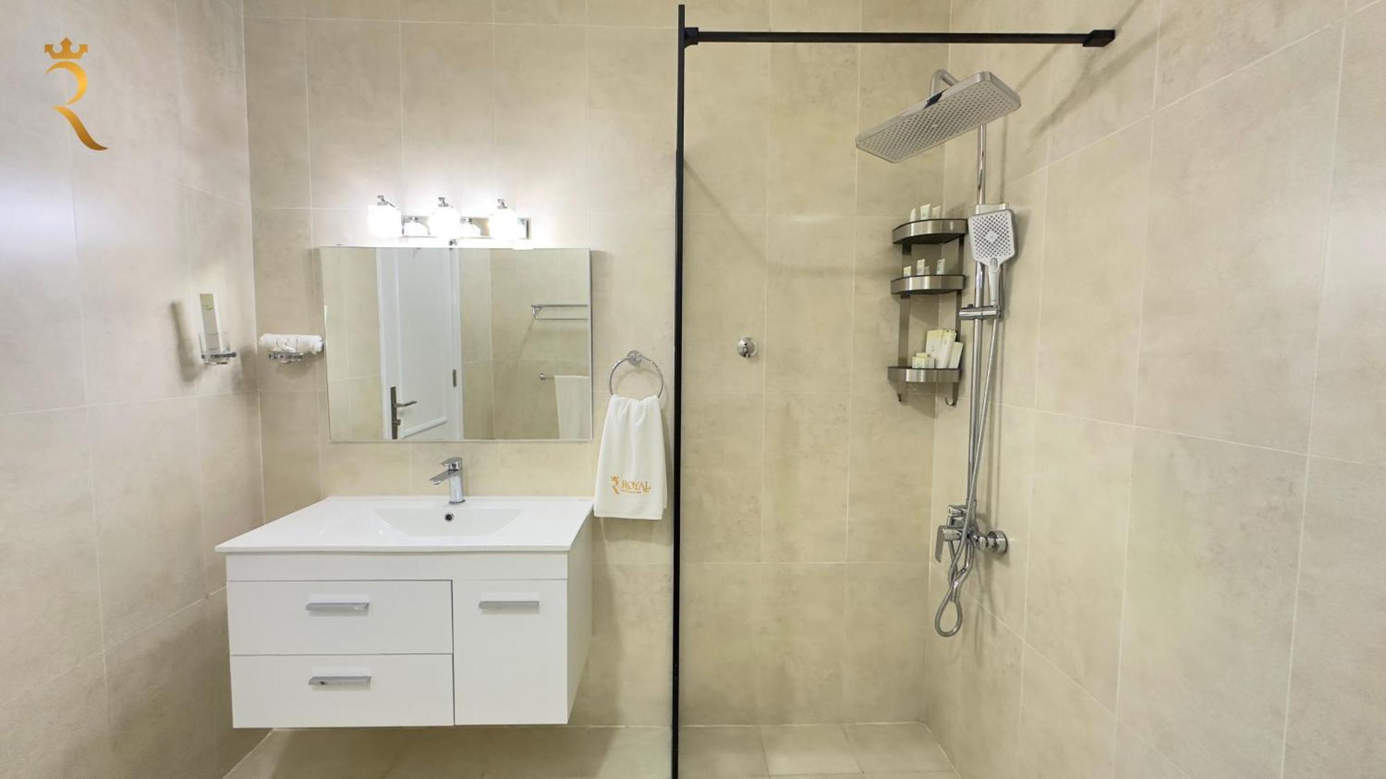 Elegant In Al Danah Perfect For Relaxation *